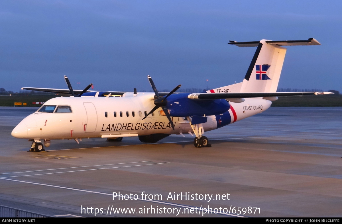 Aircraft Photo of TF-SIF | Bombardier DHC-8-314Q Dash 8 | Landhelgisgæslan | AirHistory.net #659871