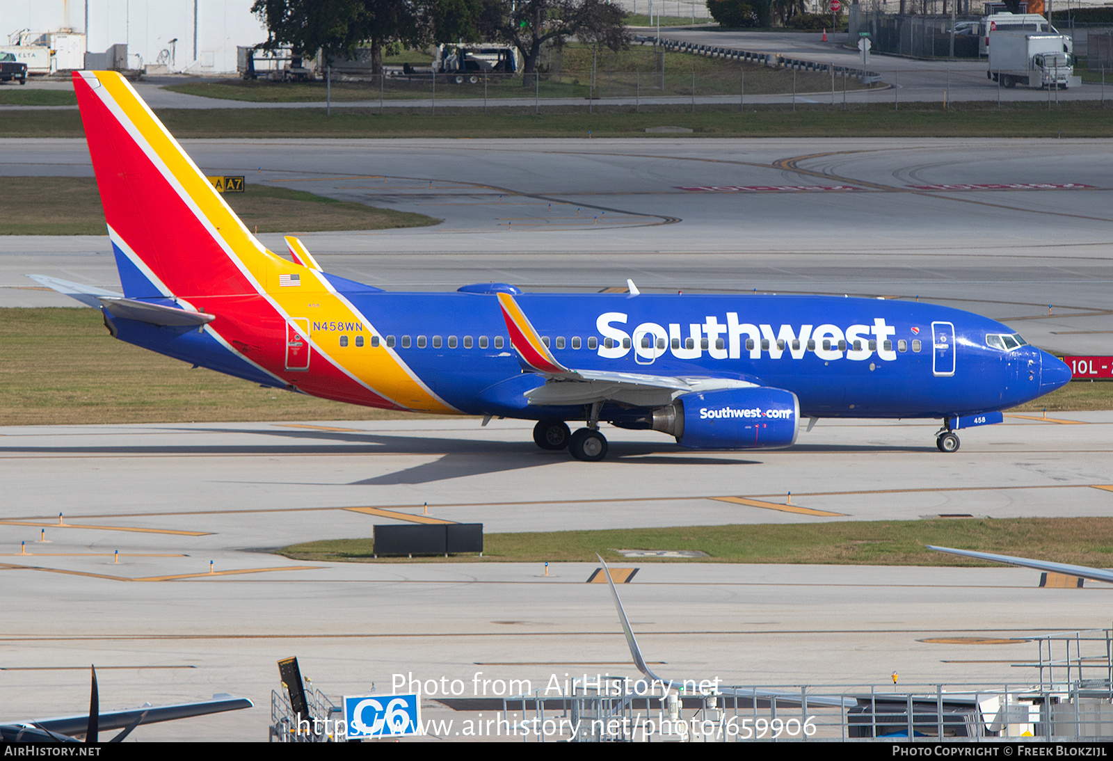 Aircraft Photo of N458WN | Boeing 737-7H4 | Southwest Airlines | AirHistory.net #659906