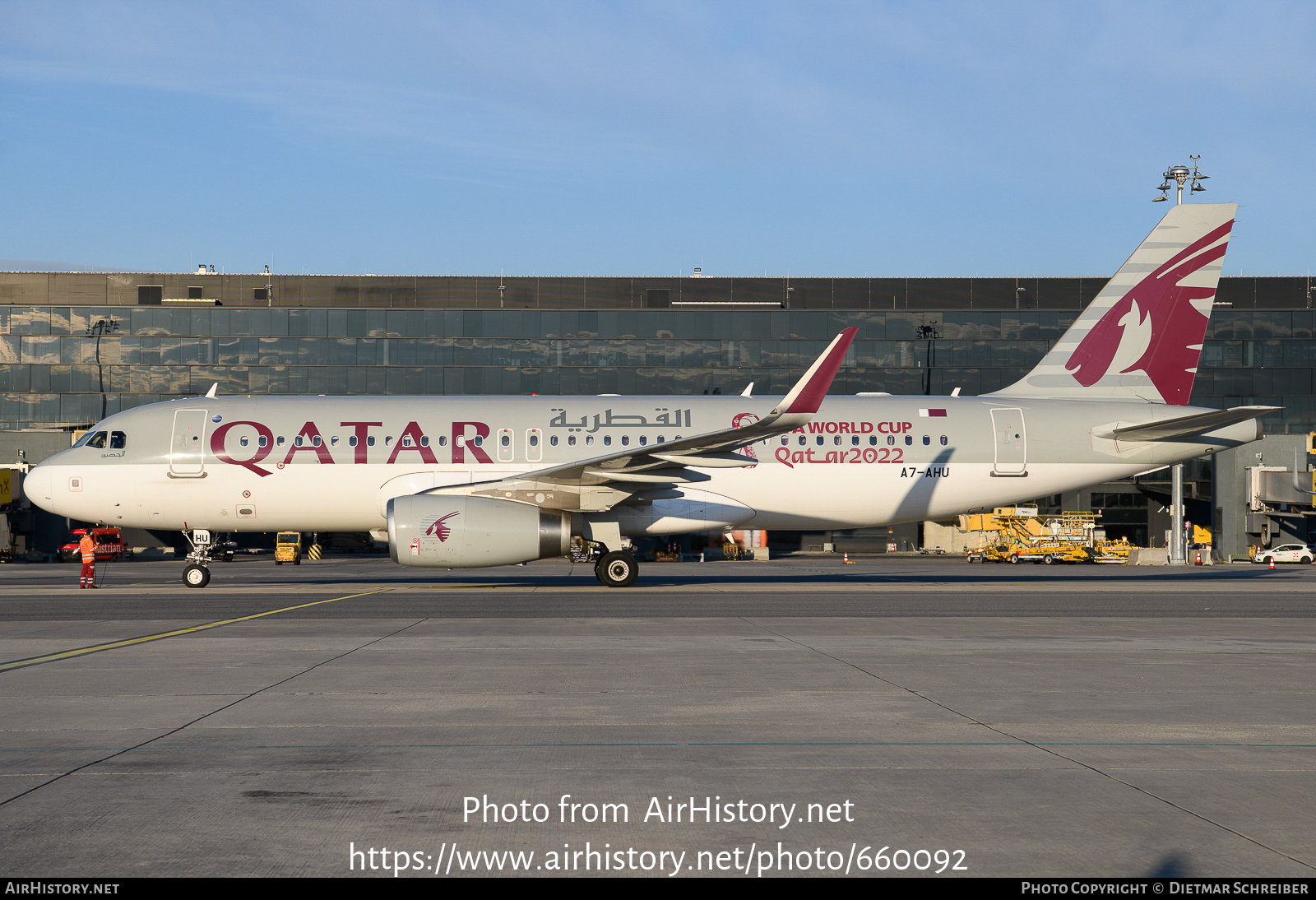 Aircraft Photo of A7-AHU | Airbus A320-232 | Qatar Airways | AirHistory.net #660092