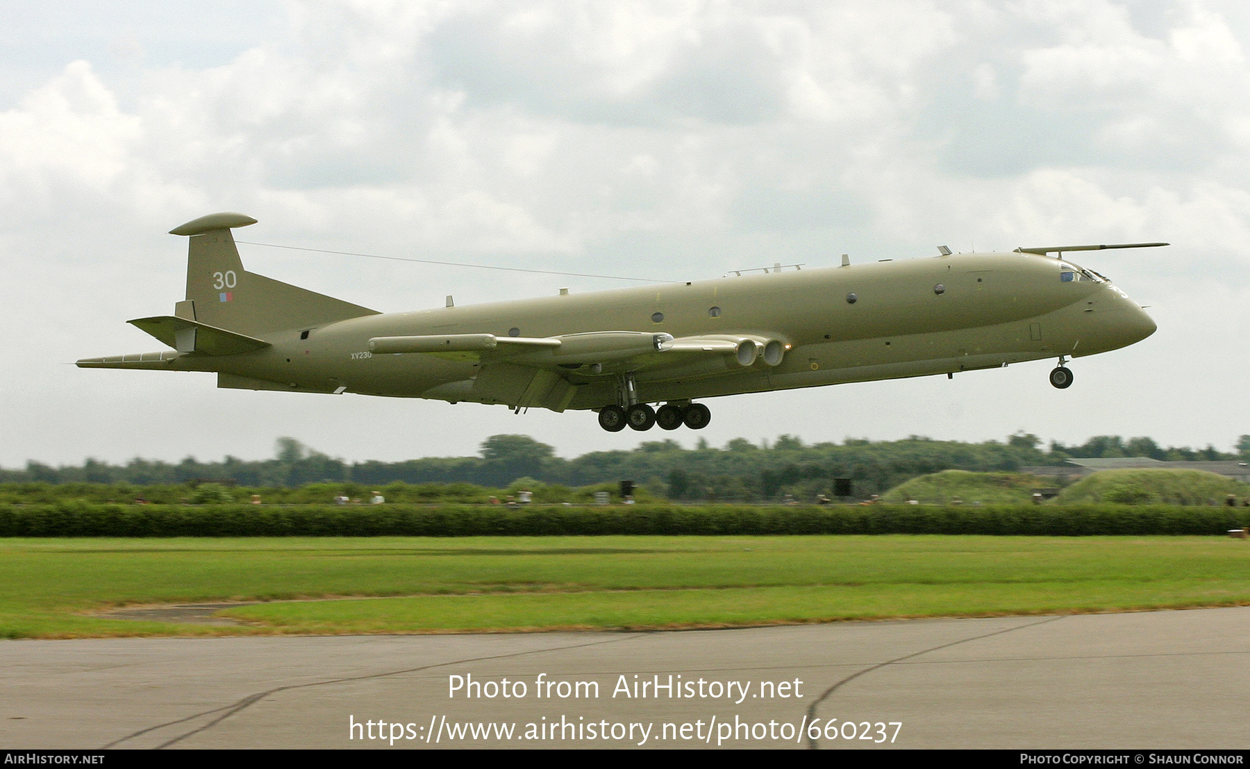 Aircraft Photo of XV230 | Hawker Siddeley HS-801 Nimrod MR.2P | UK - Air Force | AirHistory.net #660237