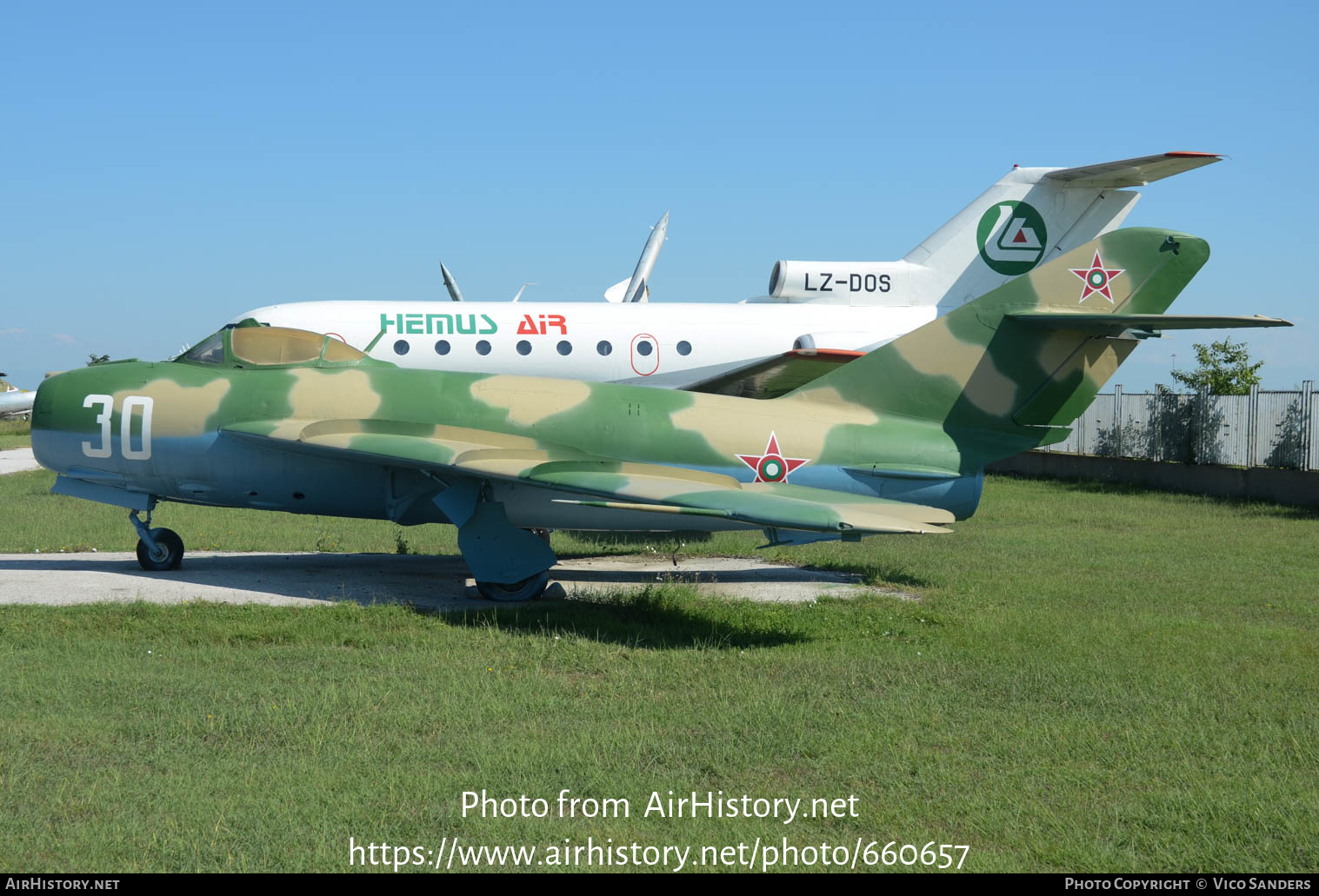 Aircraft Photo of 30 | PZL-Mielec Lim-5R | Bulgaria - Air Force | AirHistory.net #660657