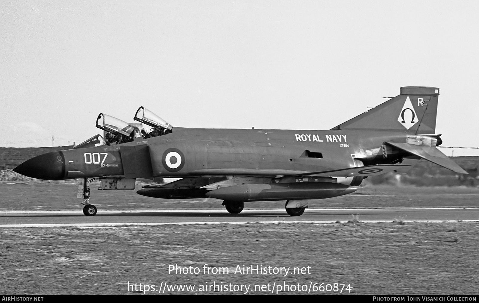 Aircraft Photo of XT864 | McDonnell Douglas F-4K Phantom FG1 | UK - Navy | AirHistory.net #660874