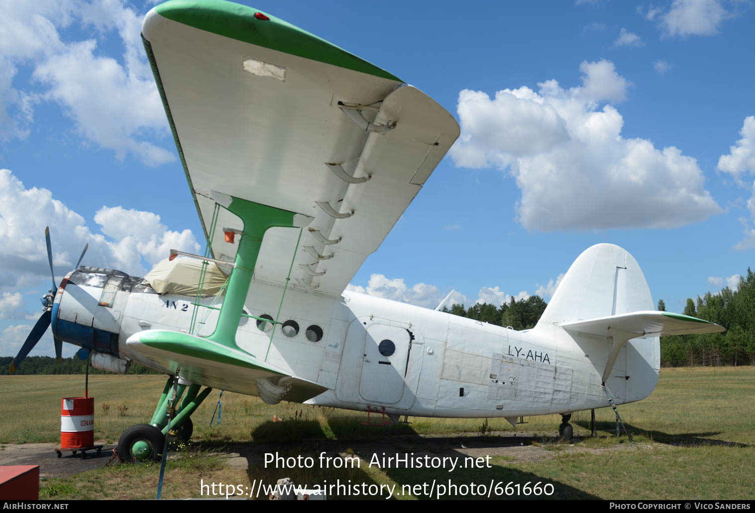 Aircraft Photo of LY-AHA | Antonov An-2R | AirHistory.net #661660