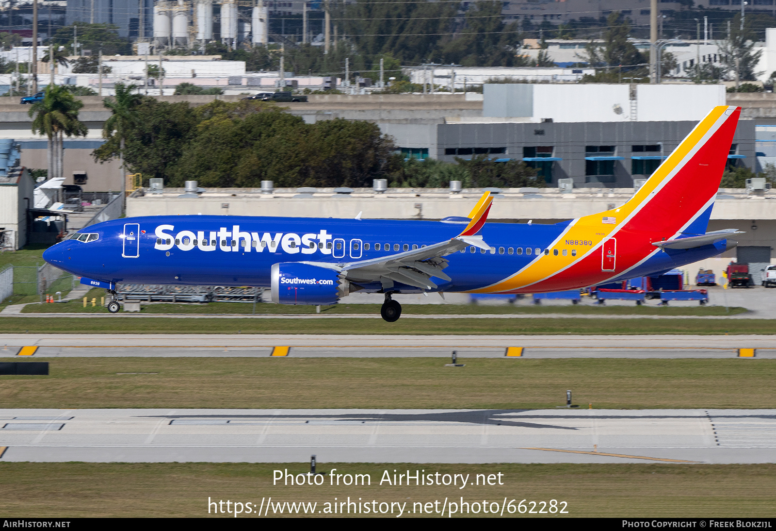 Aircraft Photo of N8838Q | Boeing 737-8 Max 8 | Southwest Airlines | AirHistory.net #662282