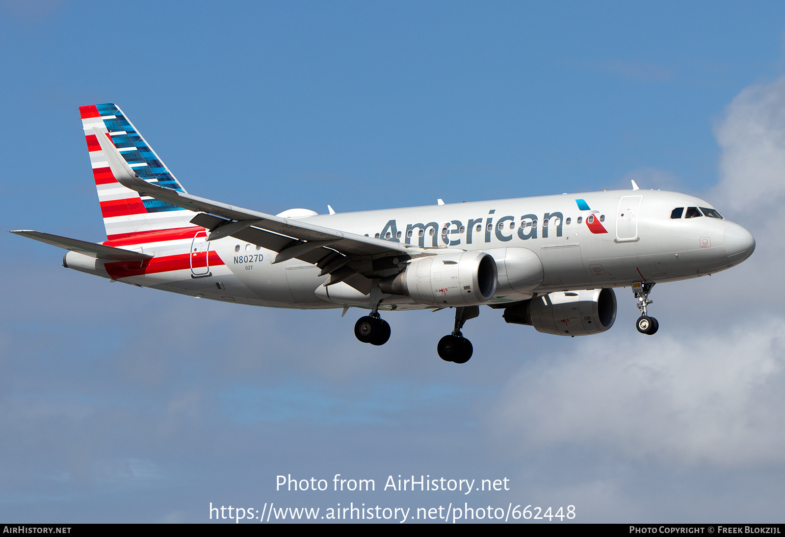 Aircraft Photo of N8027D | Airbus A319-115 | American Airlines | AirHistory.net #662448