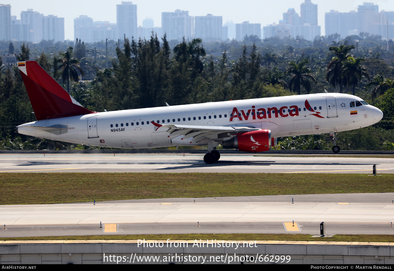 Aircraft Photo of N945AV | Airbus A320-214 | Avianca | AirHistory.net #662999