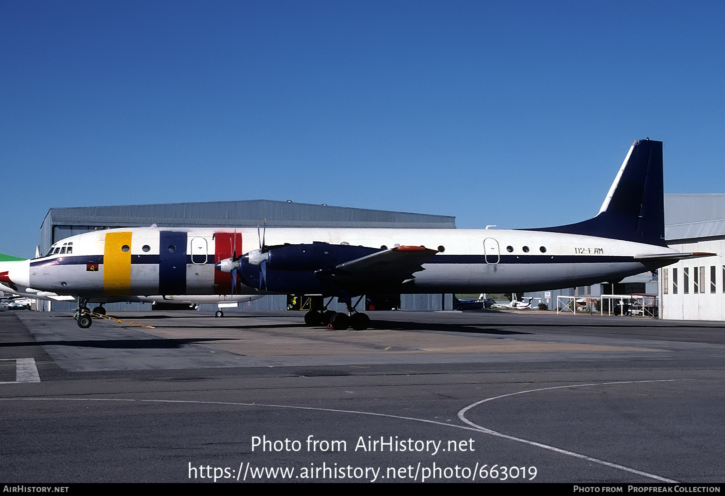 Aircraft Photo of D2-FAM | Ilyushin Il-18D | Alada Transportes Aéreos | AirHistory.net #663019