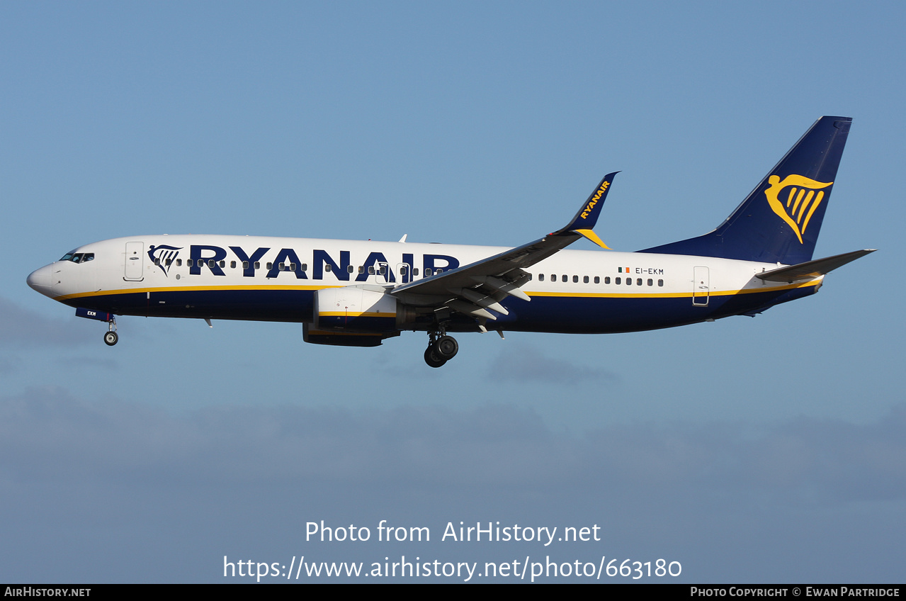 Aircraft Photo of EI-EKM | Boeing 737-8AS | Ryanair | AirHistory.net #663180