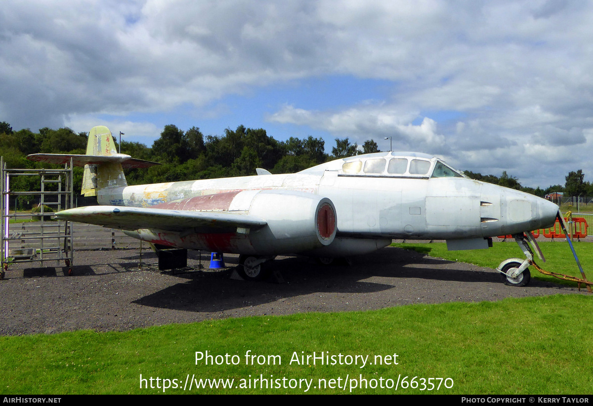 Aircraft Photo of WL375 | Gloster Meteor T7 (Mod) | AirHistory.net #663570