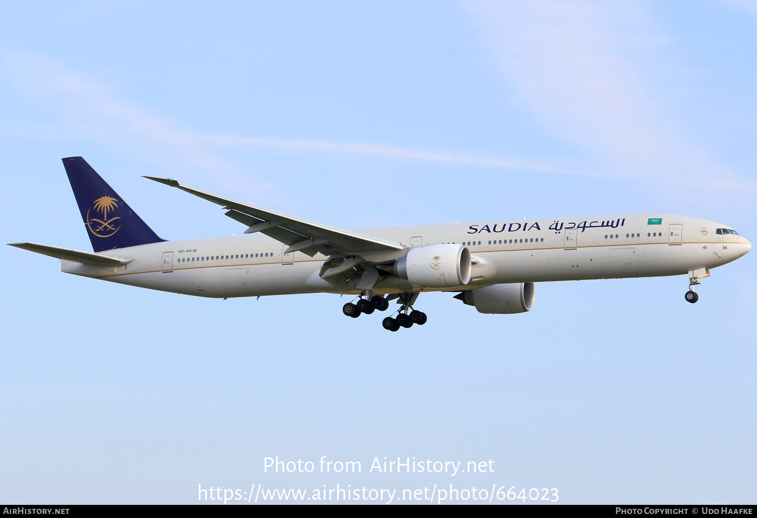 Aircraft Photo of HZ-AK36 | Boeing 777-300/ER | Saudia - Saudi Arabian Airlines | AirHistory.net #664023