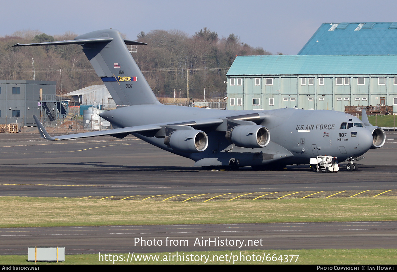 Aircraft Photo of 02-1107 / 21107 | Boeing C-17A Globemaster III | USA - Air Force | AirHistory.net #664377