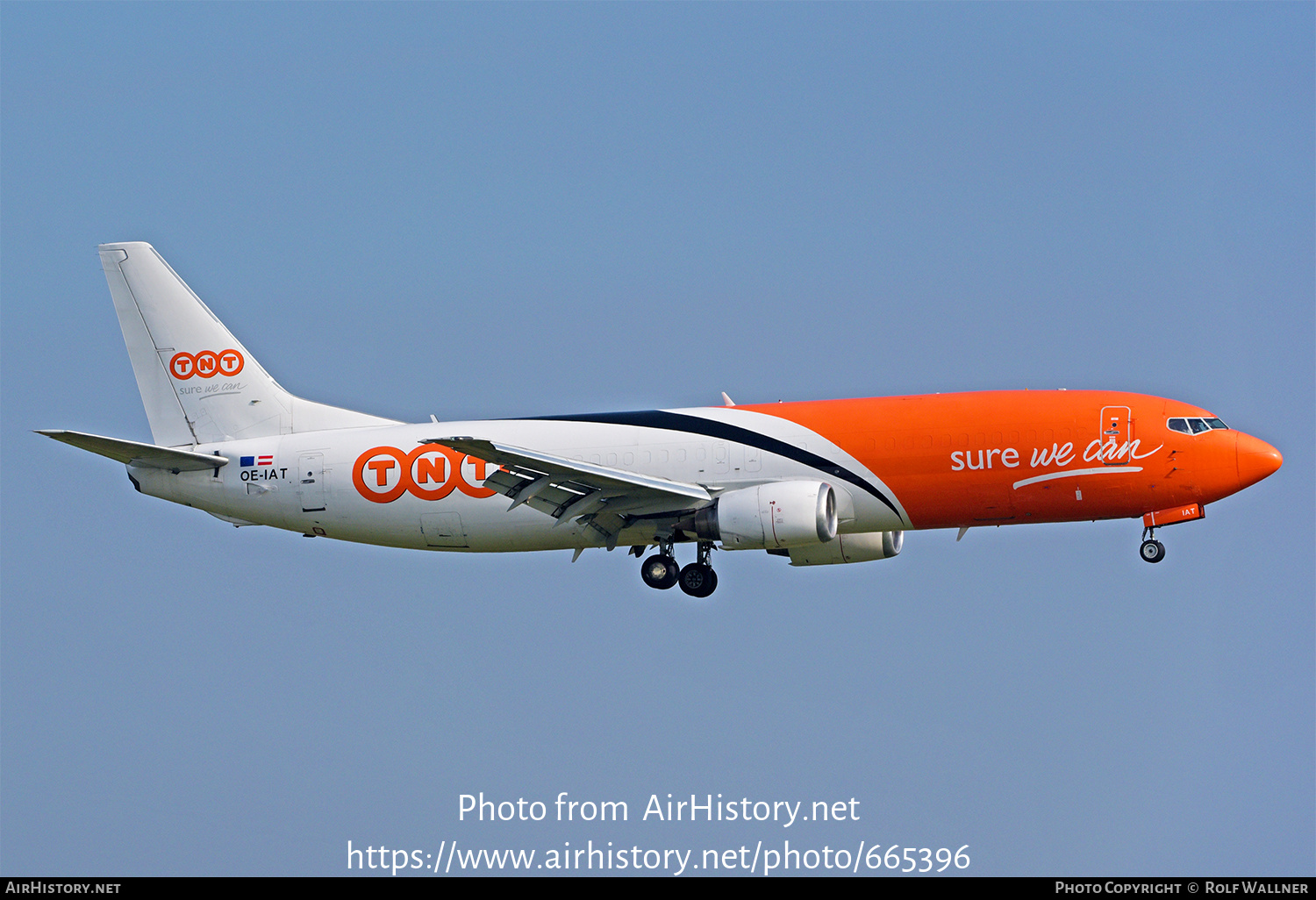 Aircraft Photo of OE-IAT | Boeing 737-4M0(BDSF) | TNT Airways | AirHistory.net #665396