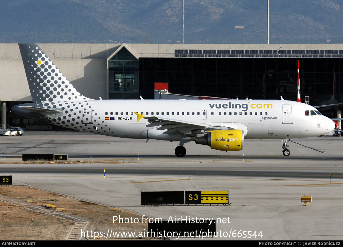 Aircraft Photo of EC-JVE | Airbus A319-111 | Vueling Airlines | AirHistory.net #665544