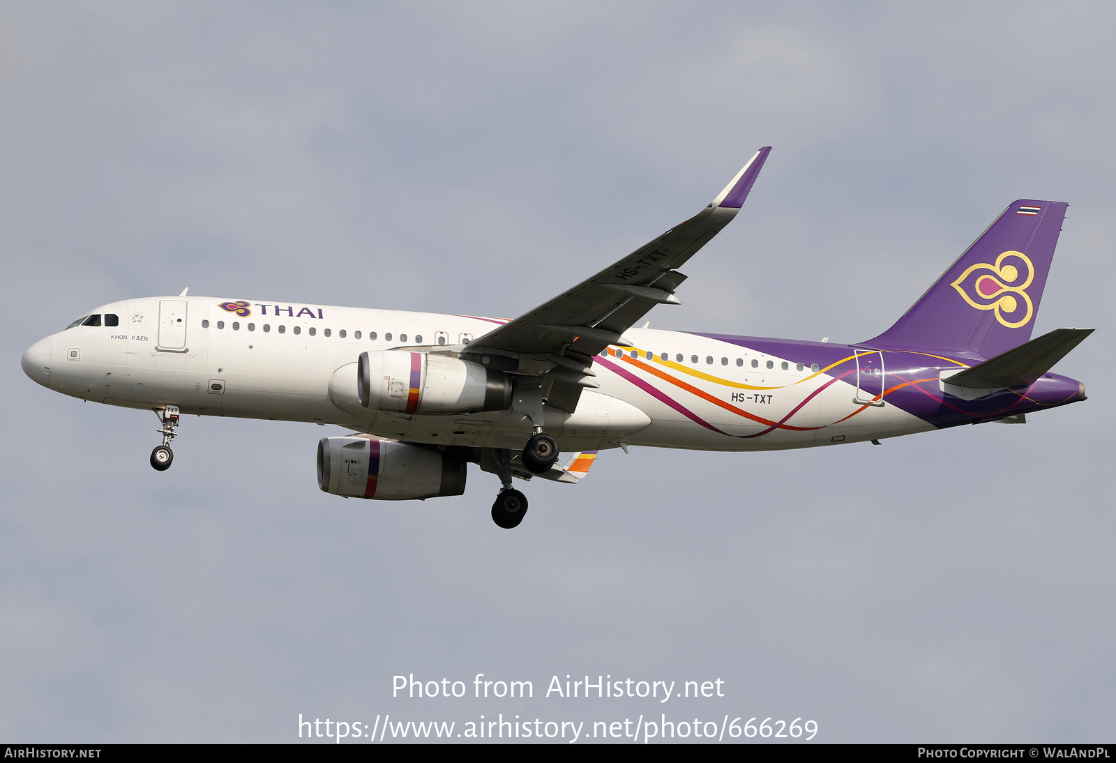 Aircraft Photo of HS-TXT | Airbus A320-232 | Thai Airways International | AirHistory.net #666269