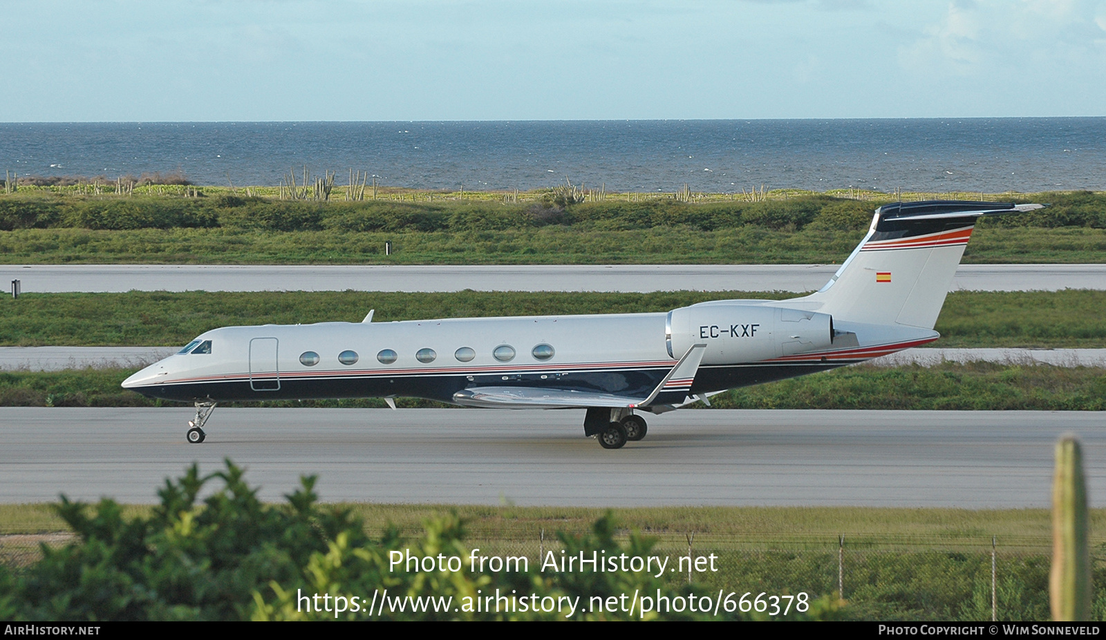 Aircraft Photo of EC-KXF | Gulfstream Aerospace G-V-SP Gulfstream G550 | AirHistory.net #666378