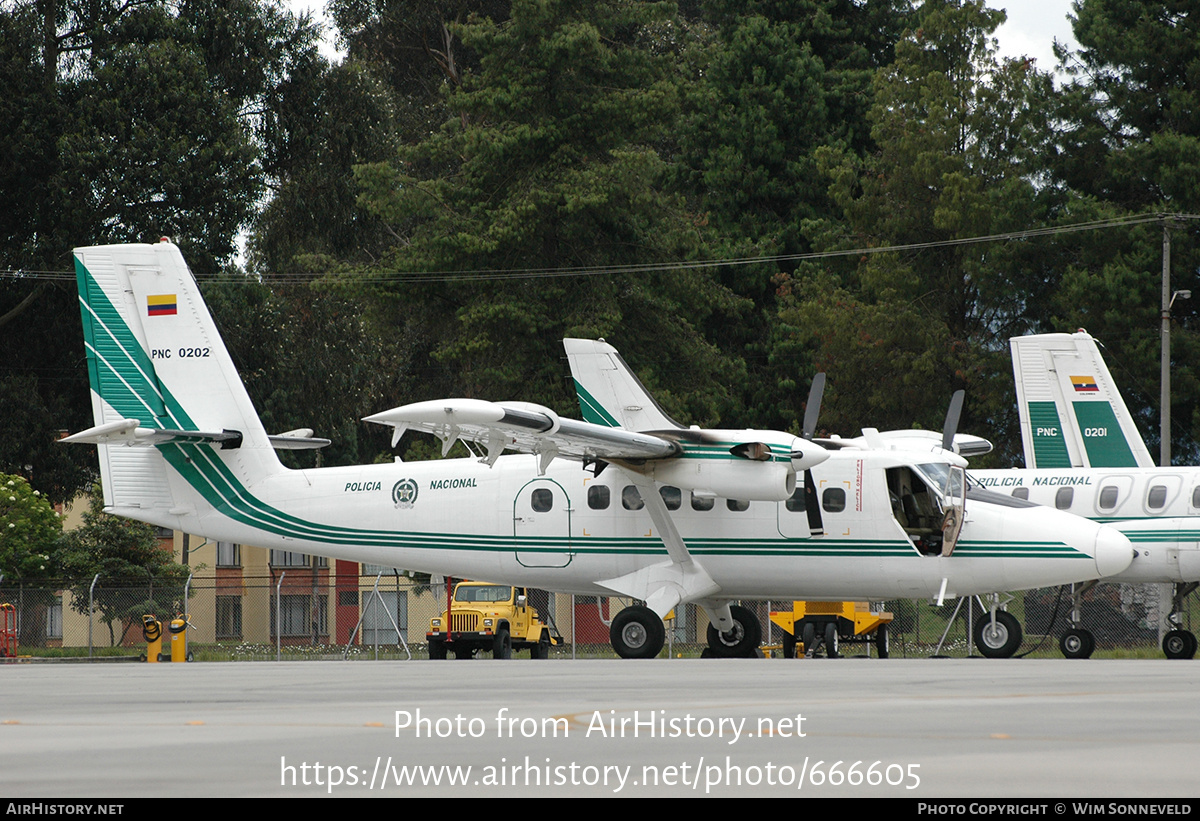 Aircraft Photo of PNC0202 | De Havilland Canada DHC-6-300 Twin Otter | Colombia - Police | AirHistory.net #666605