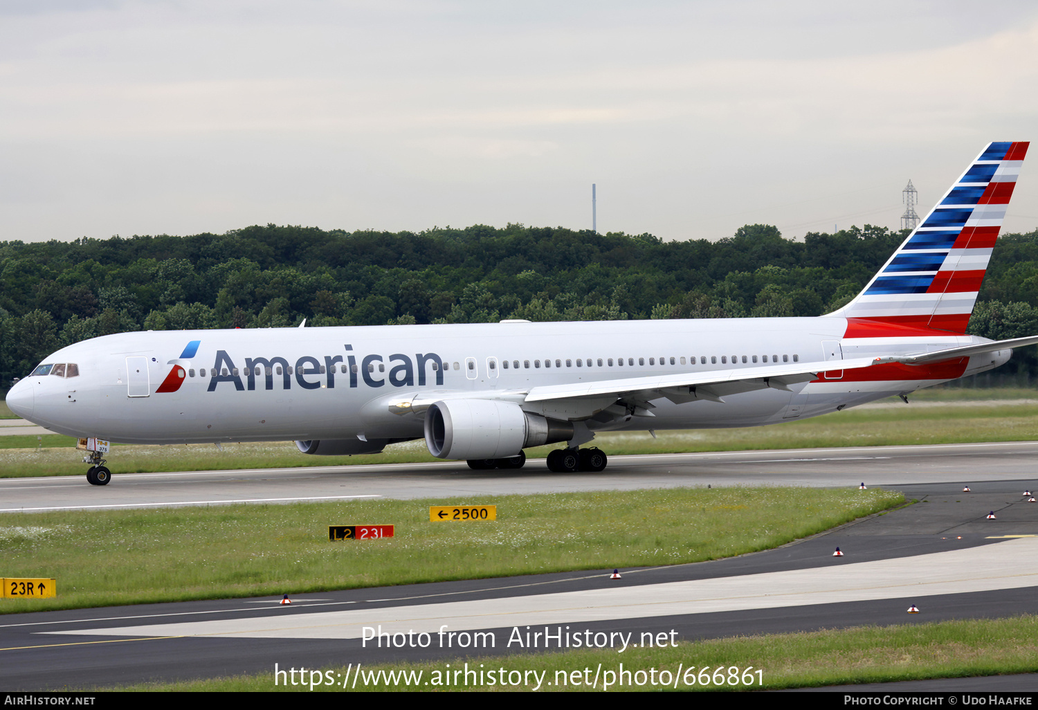 Aircraft Photo of N7375A | Boeing 767-323/ER | American Airlines | AirHistory.net #666861