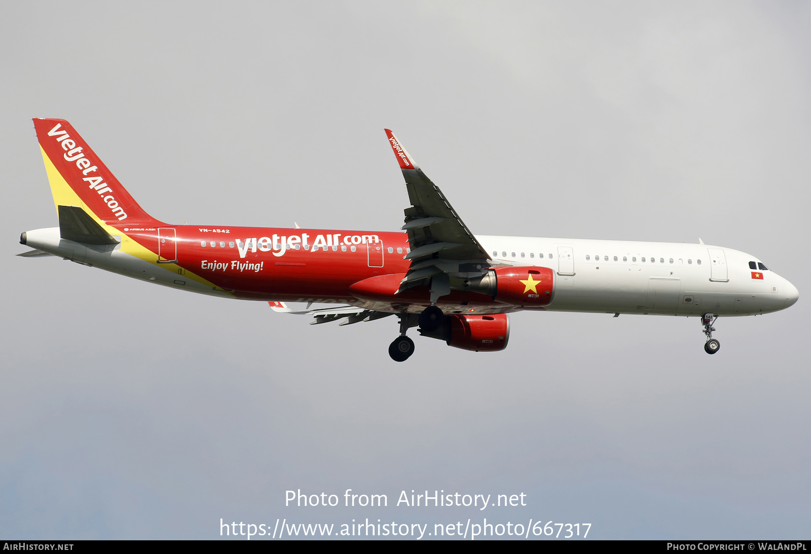 Aircraft Photo of VN-A542 | Airbus A321-211 | VietJet Air | AirHistory.net #667317