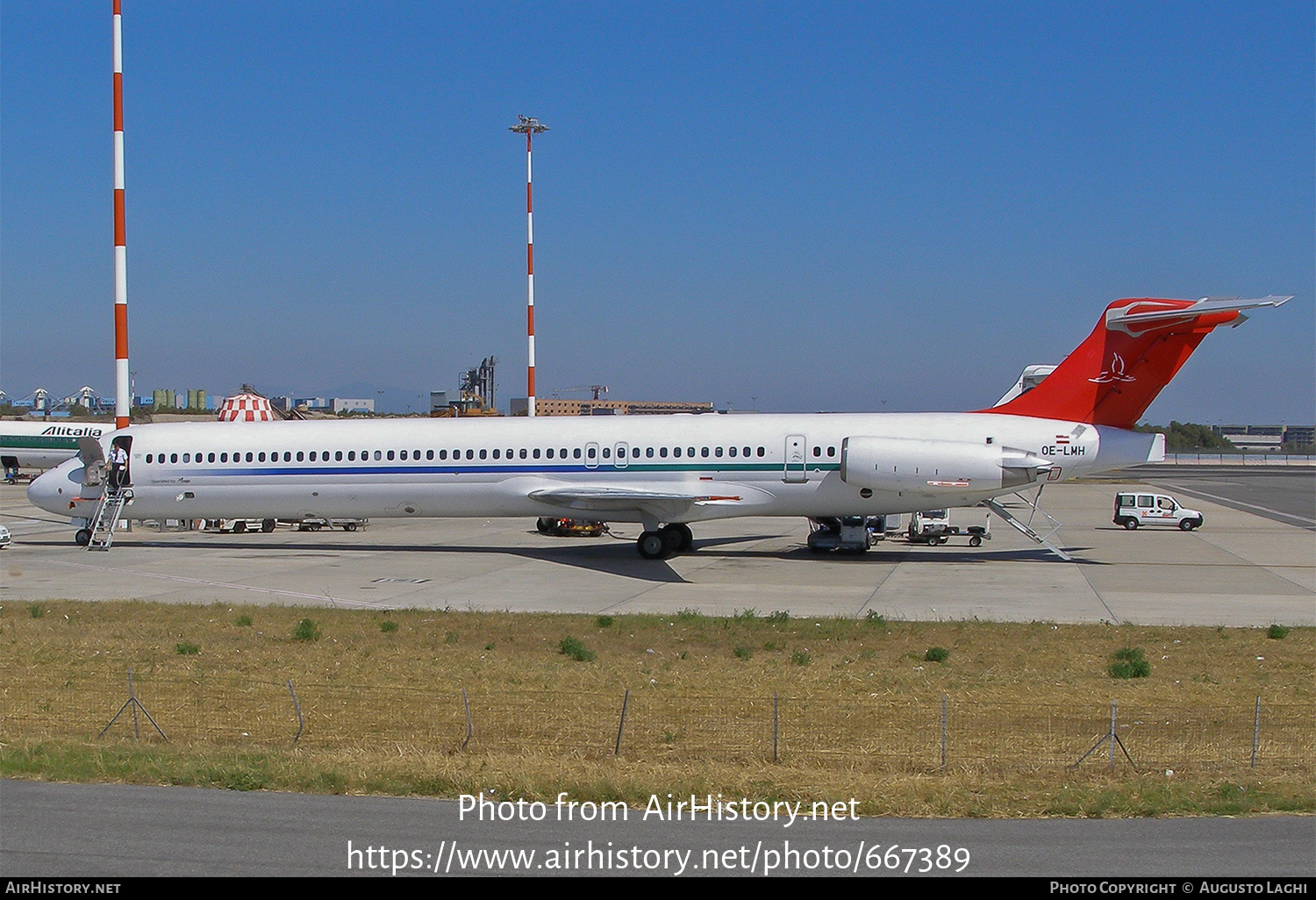 Aircraft Photo of OE-LMH | McDonnell Douglas MD-83 (DC-9-83) | MAP Executive Flight Service | AirHistory.net #667389