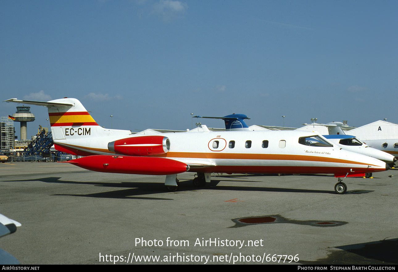 Aircraft Photo of EC-CIM | Gates Learjet 25B | AirHistory.net #667796