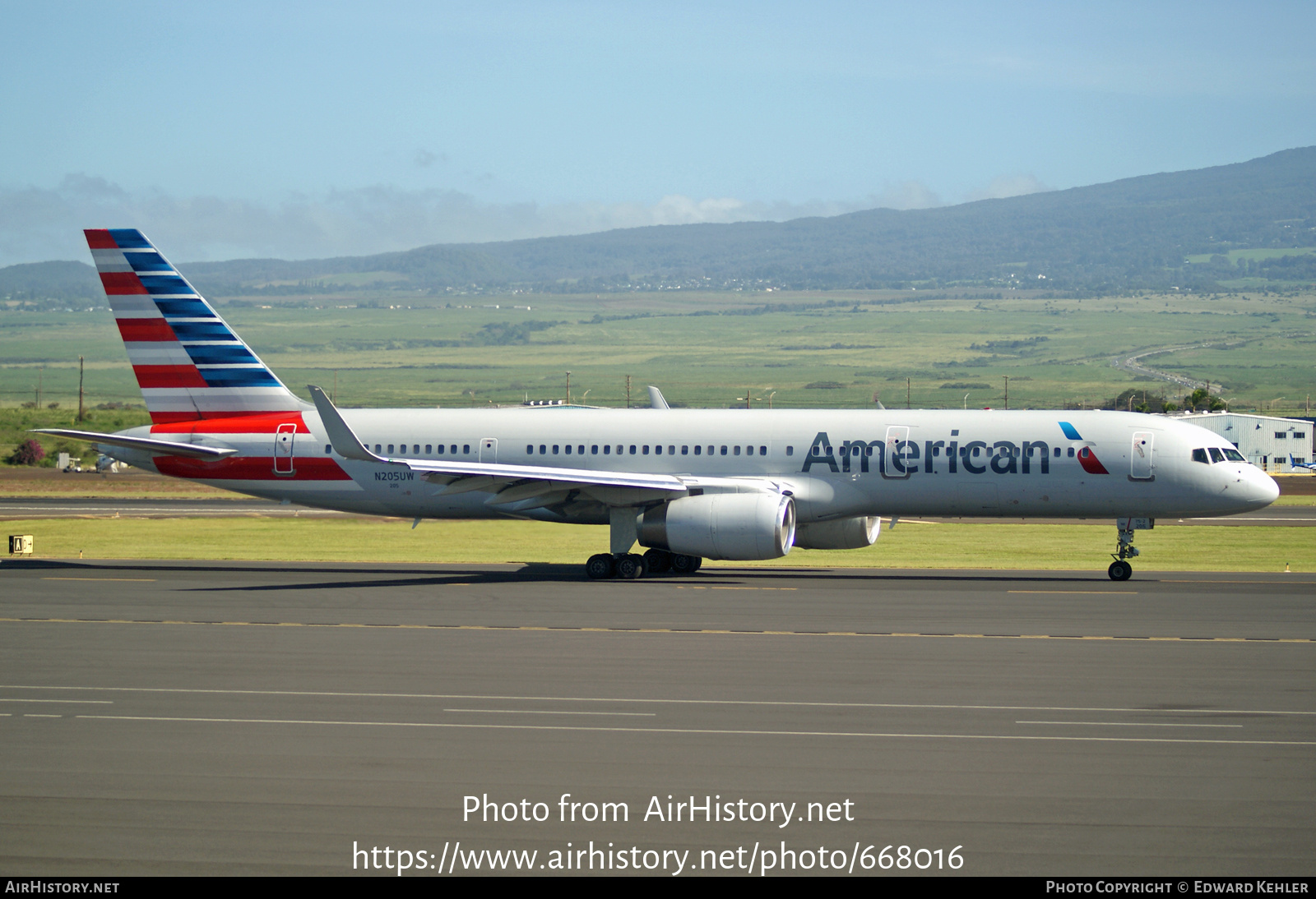 Aircraft Photo of N205UW | Boeing 757-23N | American Airlines | AirHistory.net #668016