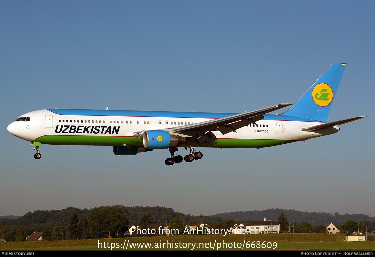 Aircraft Photo of UK67006 | Boeing 767-33P/ER | Uzbekistan Airways | AirHistory.net #668609