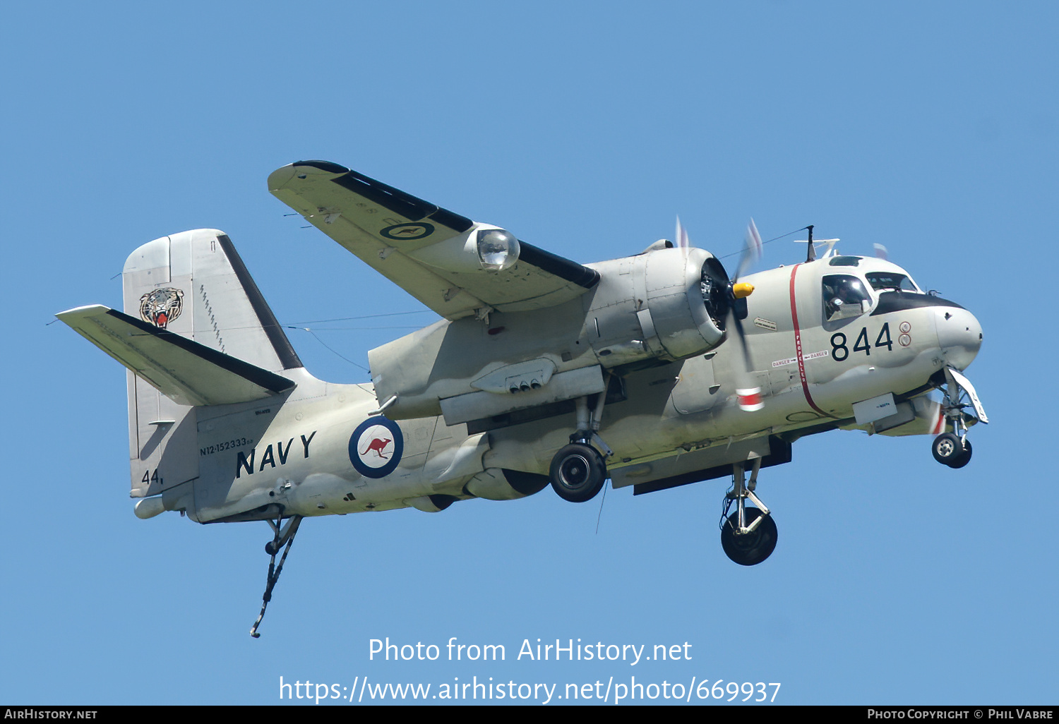 Aircraft Photo of VH-NVX / N12-152333 | Grumman S-2G Tracker (G-121) | Australia - Navy | AirHistory.net #669937