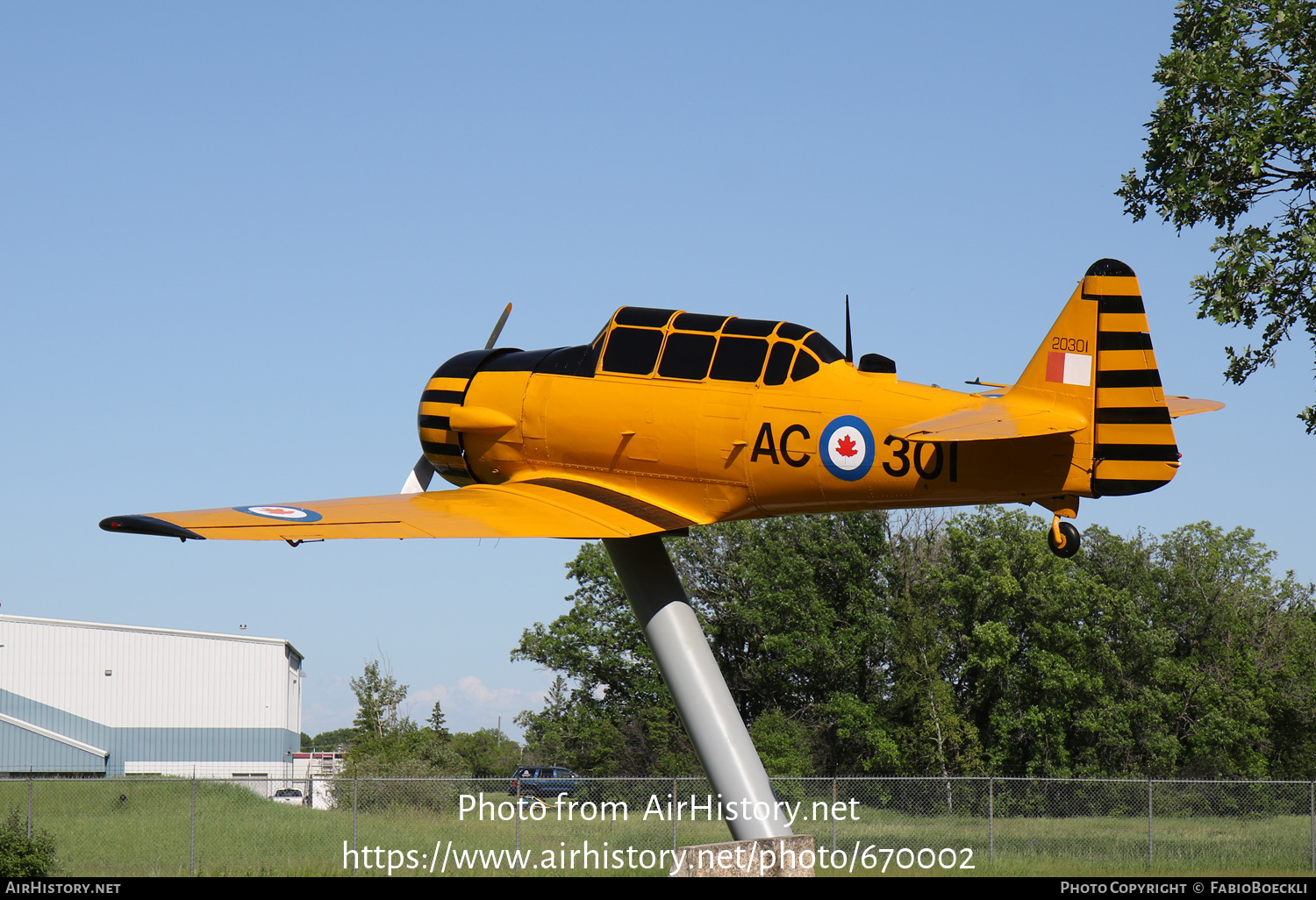 Aircraft Photo of 20301 | North American T-6J Harvard Mk IV | Canada - Air Force | AirHistory.net #670002