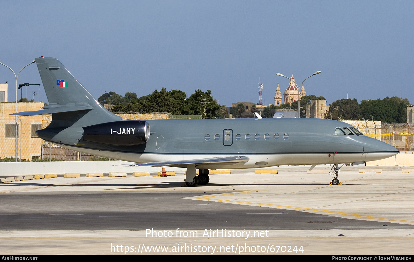 Aircraft Photo of I-JAMY | Dassault Falcon 2000 | AirHistory.net #670244
