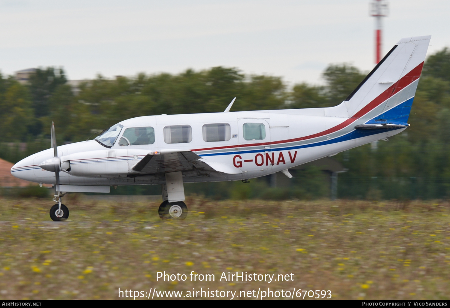 Aircraft Photo of G-ONAV | Piper PA-31-310 Navajo C | AirHistory.net #670593