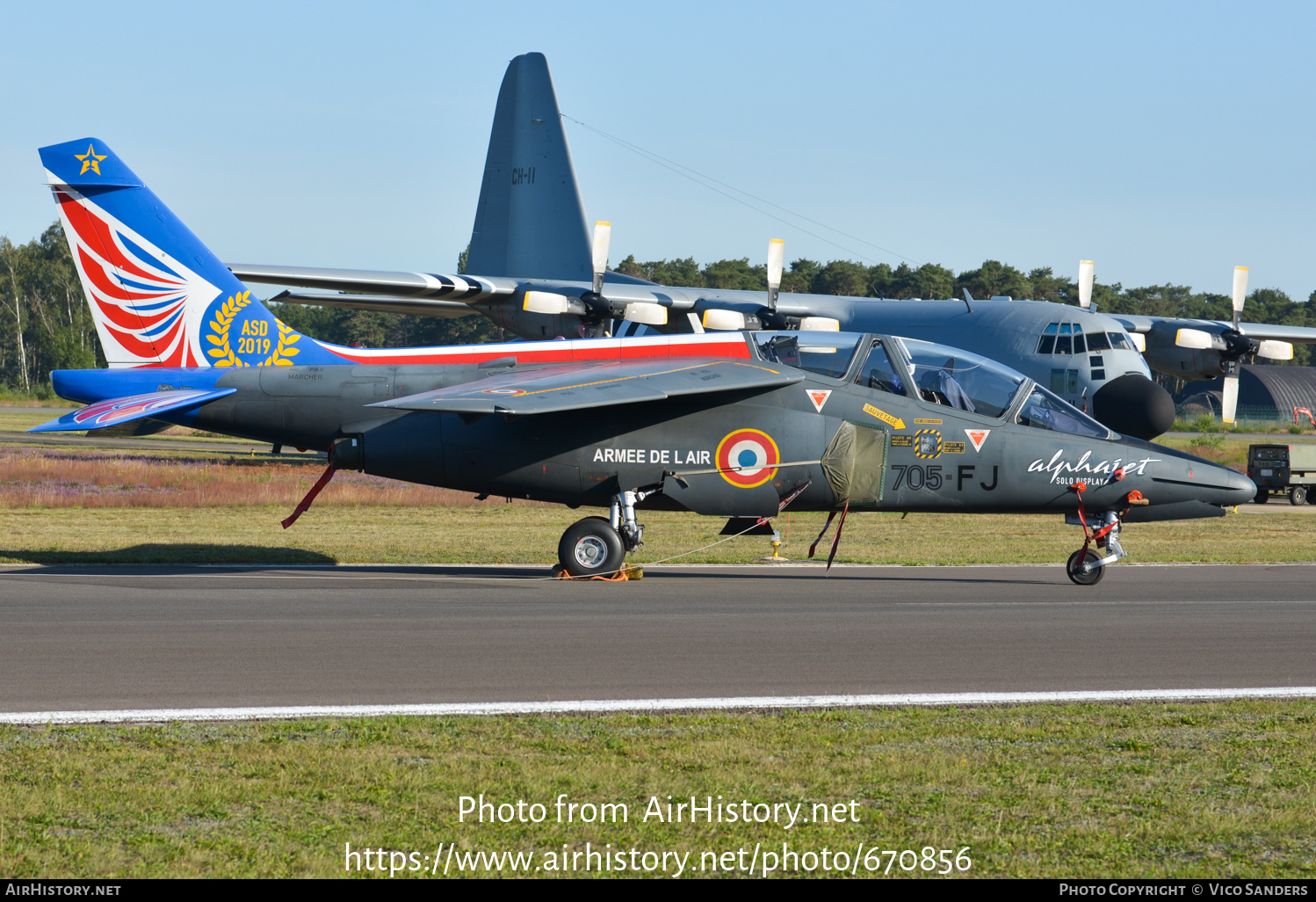 Aircraft Photo of E33 | Dassault-Dornier Alpha Jet E | France - Air Force | Alphajet Solo Display (ASD 2019) | AirHistory.net #670856