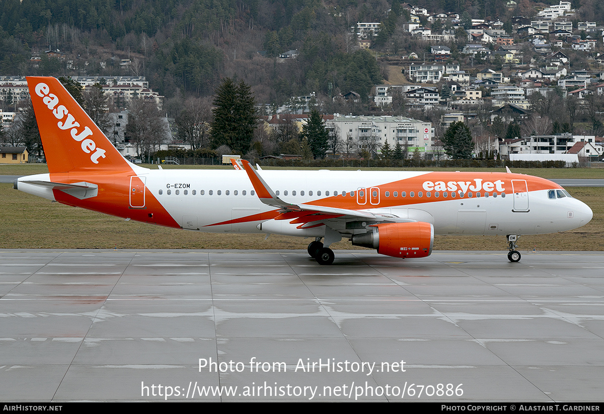 Aircraft Photo of G-EZOM | Airbus A320-214 | EasyJet | AirHistory.net #670886