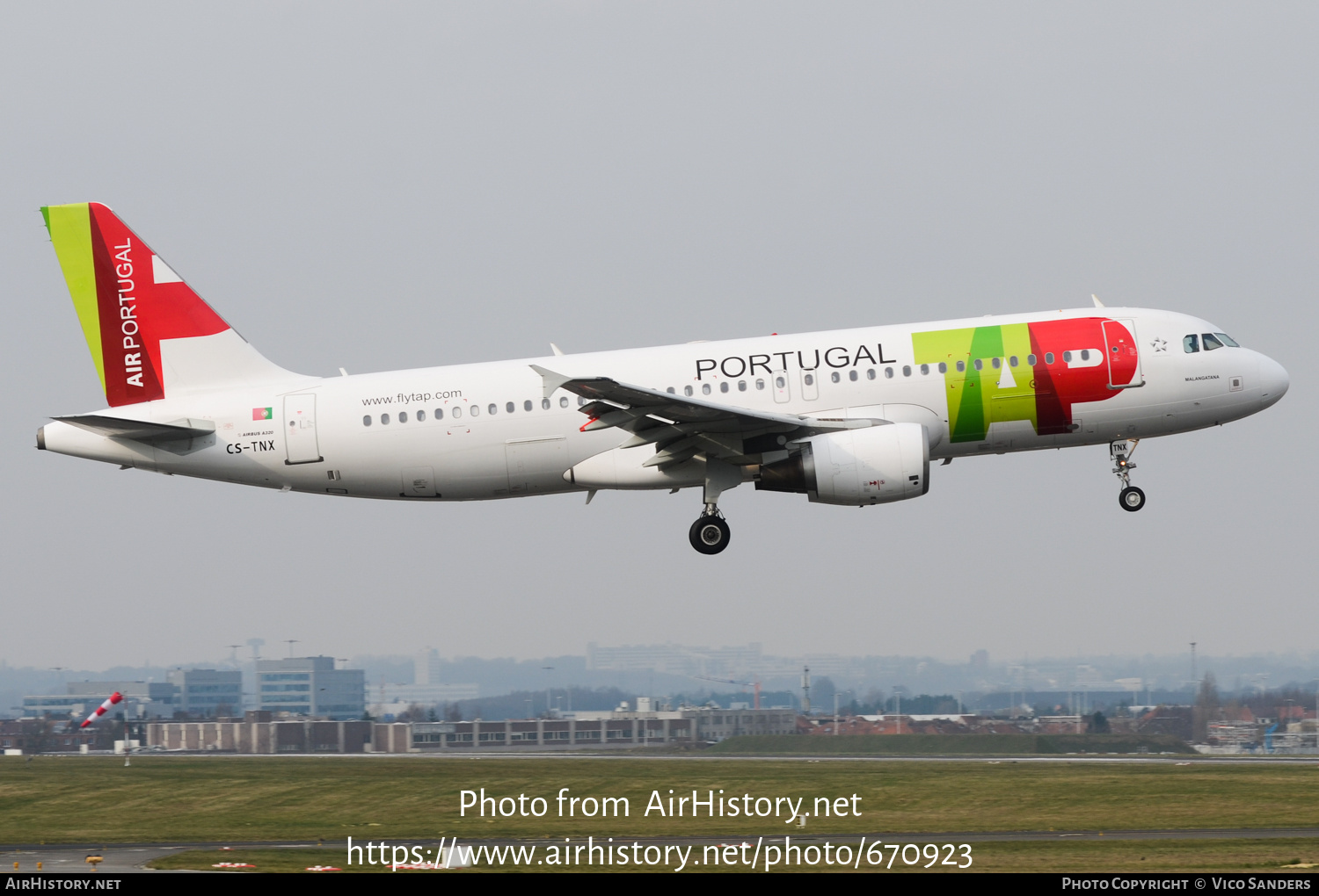 Aircraft Photo of CS-TNX | Airbus A320-214 | TAP Air Portugal | AirHistory.net #670923