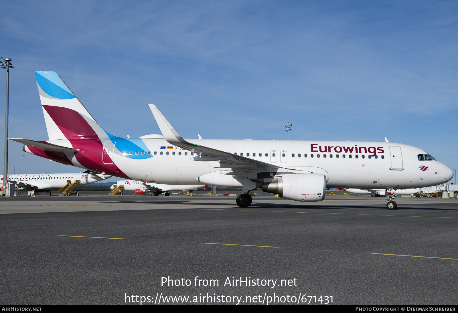 Aircraft Photo of D-AEWT | Airbus A320-214 | Eurowings | AirHistory.net #671431