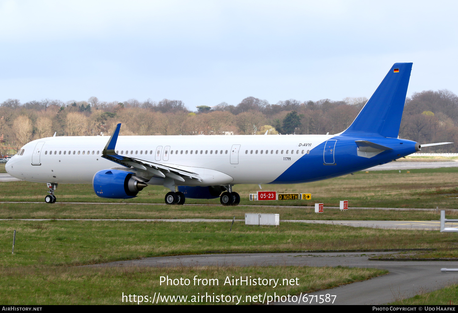 Aircraft Photo of D-AVYI | Airbus A321-251NX | AirHistory.net #671587