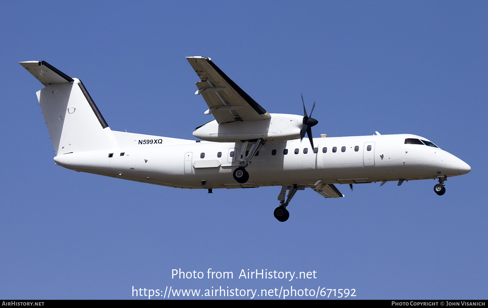 Aircraft Photo of N599XQ | De Havilland Canada DHC-8-315B Dash 8 | AirHistory.net #671592