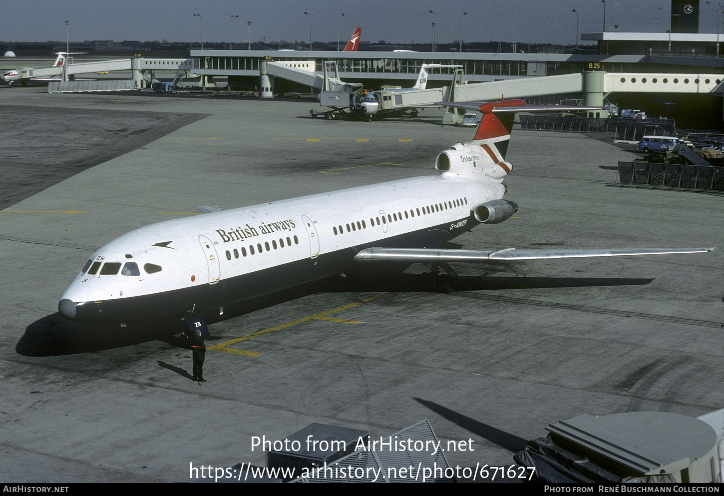 Aircraft Photo Of G-AWZR | Hawker Siddeley HS-121 Trident 3B | British ...