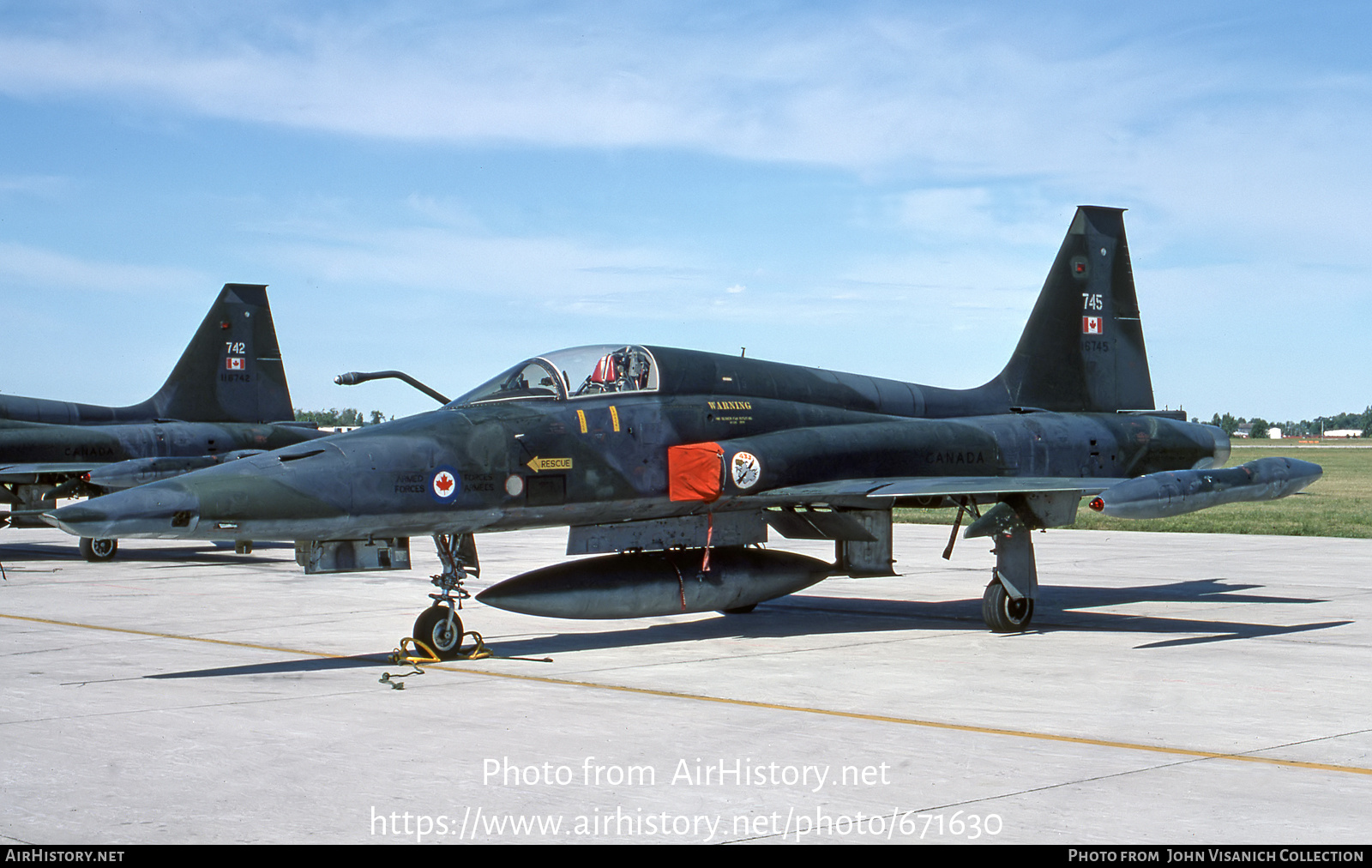 Aircraft Photo of 116745 | Canadair CF-5A(R) | Canada - Air Force | AirHistory.net #671630