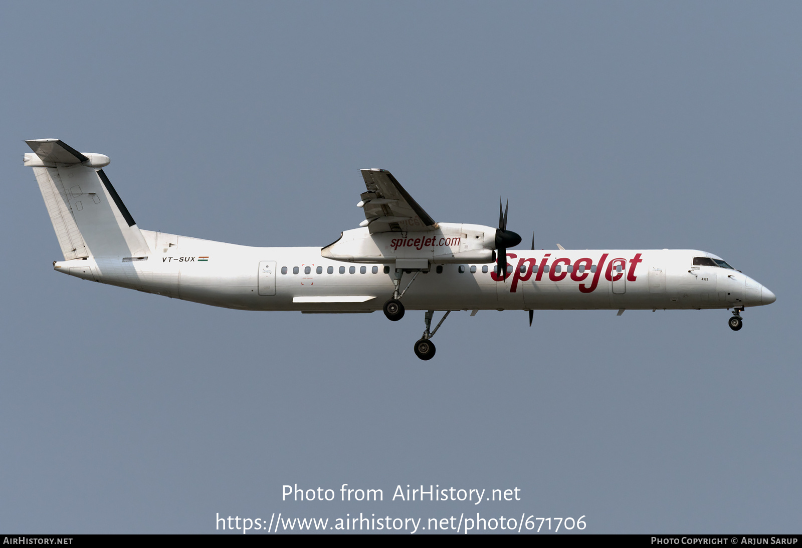 Aircraft Photo of VT-SUX | Bombardier DHC-8-402 Dash 8 | SpiceJet | AirHistory.net #671706