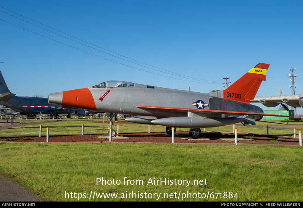 Aircraft Photo of 53-1709 / 31709 | North American F-100C Super Sabre | USA - Air Force | AirHistory.net #671884