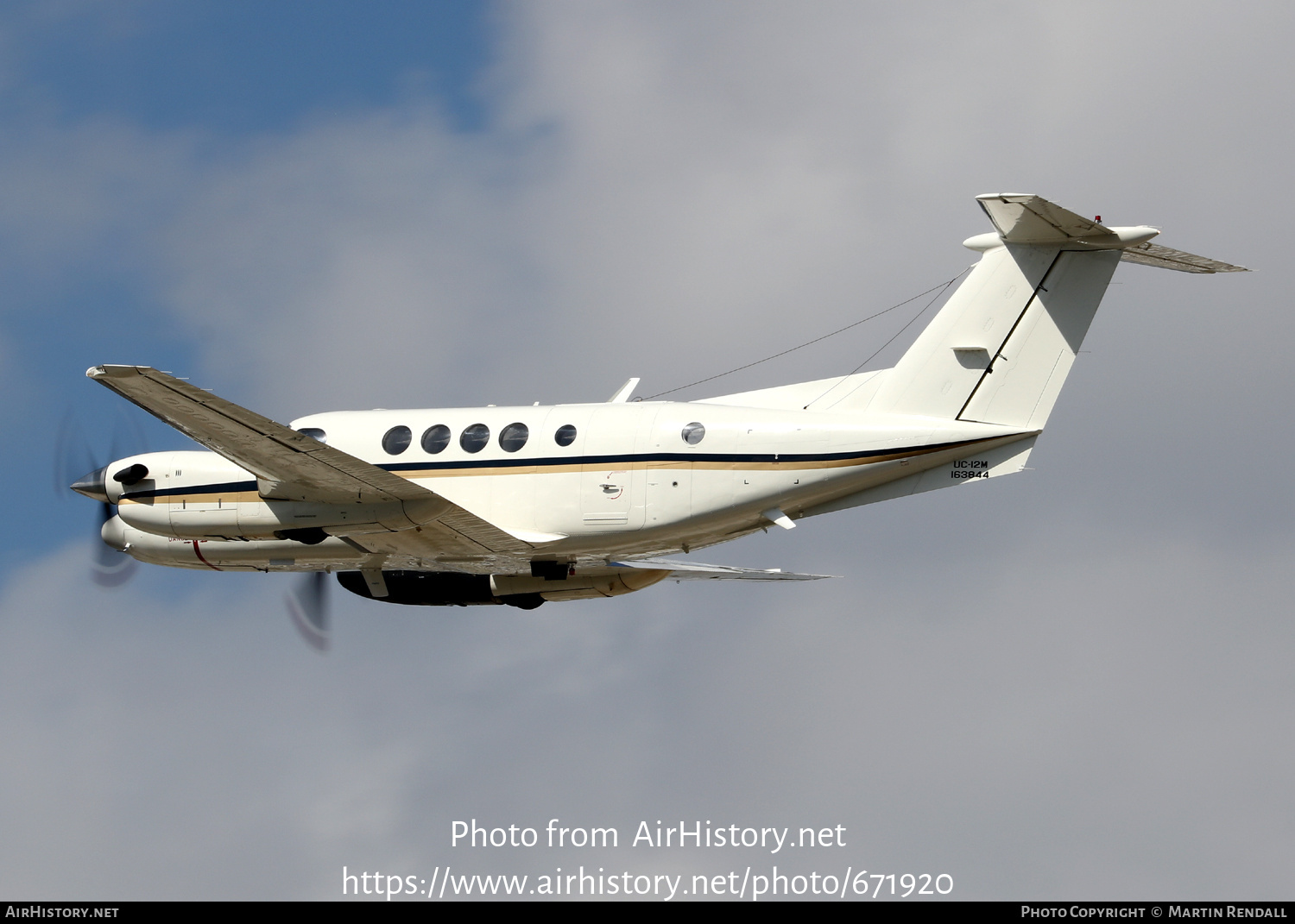 Aircraft Photo of 163844 / 3844 | Beech UC-12M Super King Air (A200C) | USA - Navy | AirHistory.net #671920