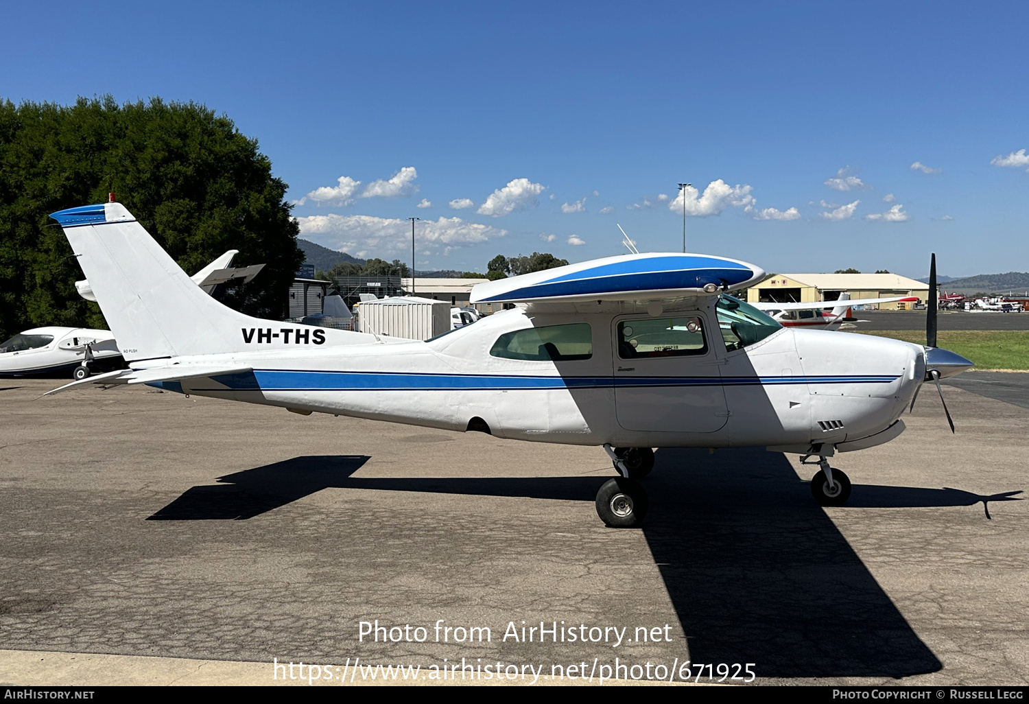 Aircraft Photo of VH-THS | Cessna 210L Centurion | AirHistory.net #671925