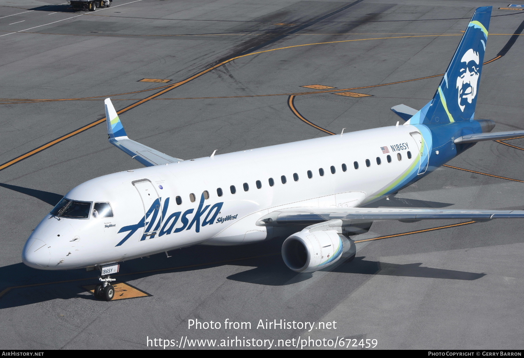 Aircraft Photo of N186SY | Embraer 175LR (ERJ-170-200LR) | Alaska Airlines | AirHistory.net #672459