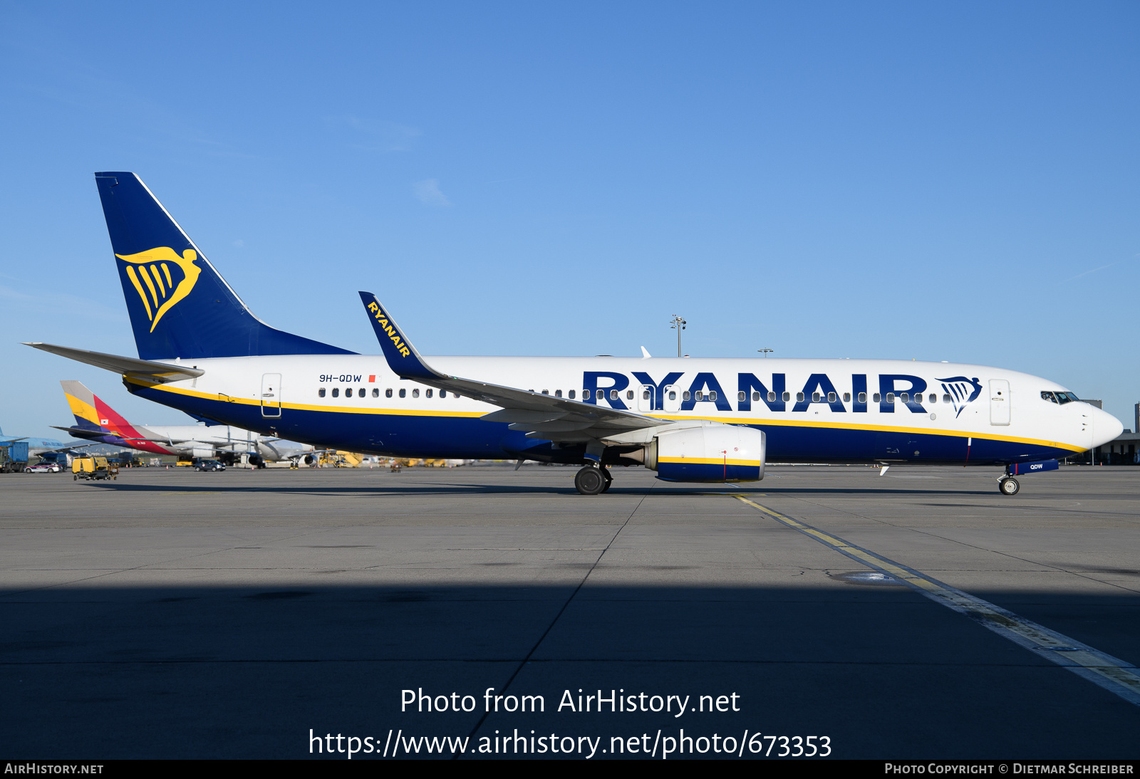 Aircraft Photo of 9H-QDW | Boeing 737-800 | Ryanair | AirHistory.net #673353