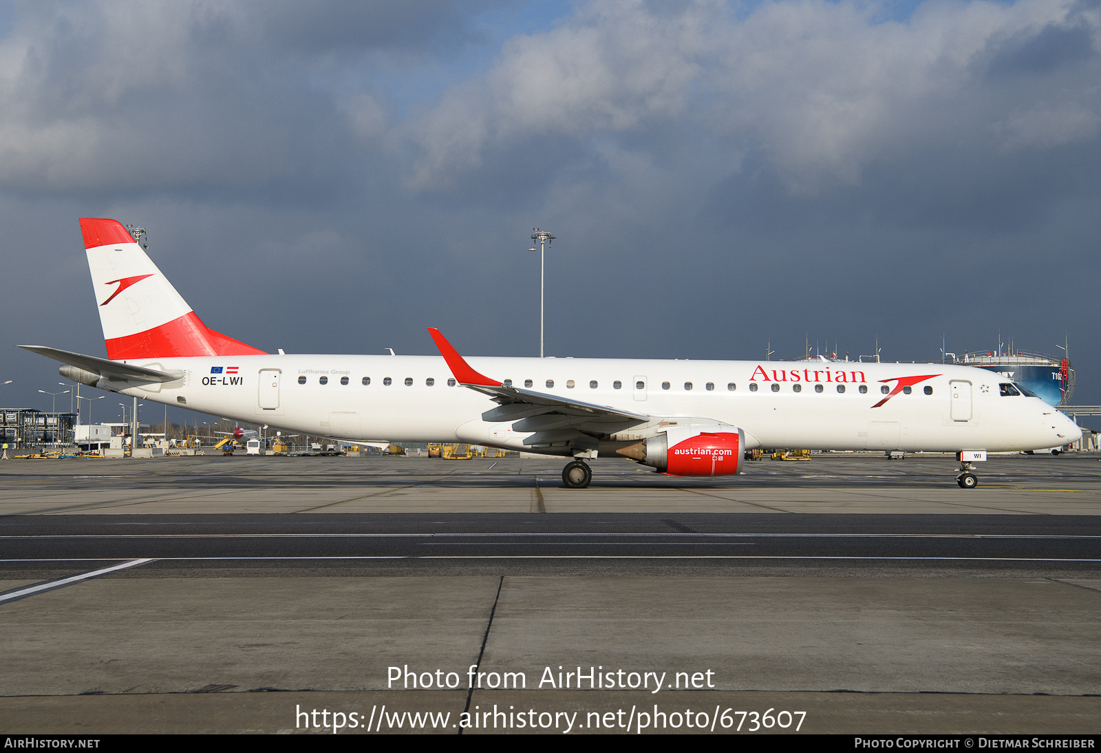 Aircraft Photo of OE-LWI | Embraer 195LR (ERJ-190-200LR) | Austrian Airlines | AirHistory.net #673607