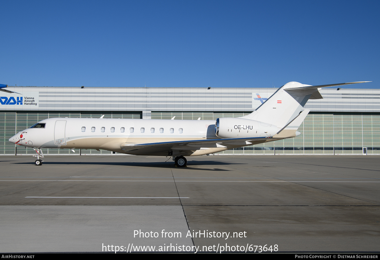 Aircraft Photo of OE-LHU | Bombardier Global 5000 (BD-700-1A11) | AirHistory.net #673648