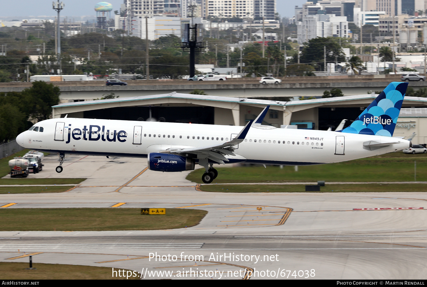 Aircraft Photo of N949JT | Airbus A321-231 | JetBlue Airways | AirHistory.net #674038