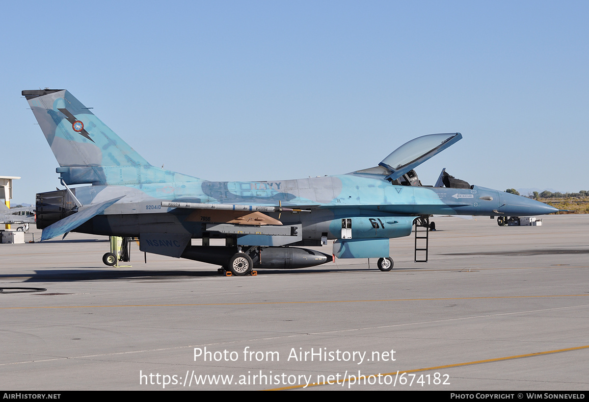 Aircraft Photo of 920410 | General Dynamics F-16A Fighting Falcon | USA - Navy | AirHistory.net #674182