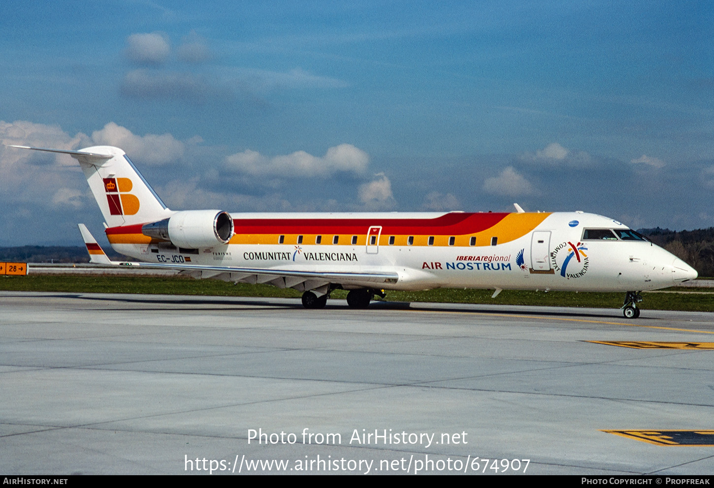 Aircraft Photo of EC-JCO | Bombardier CRJ-200ER (CL-600-2B19) | Iberia Regional | AirHistory.net #674907