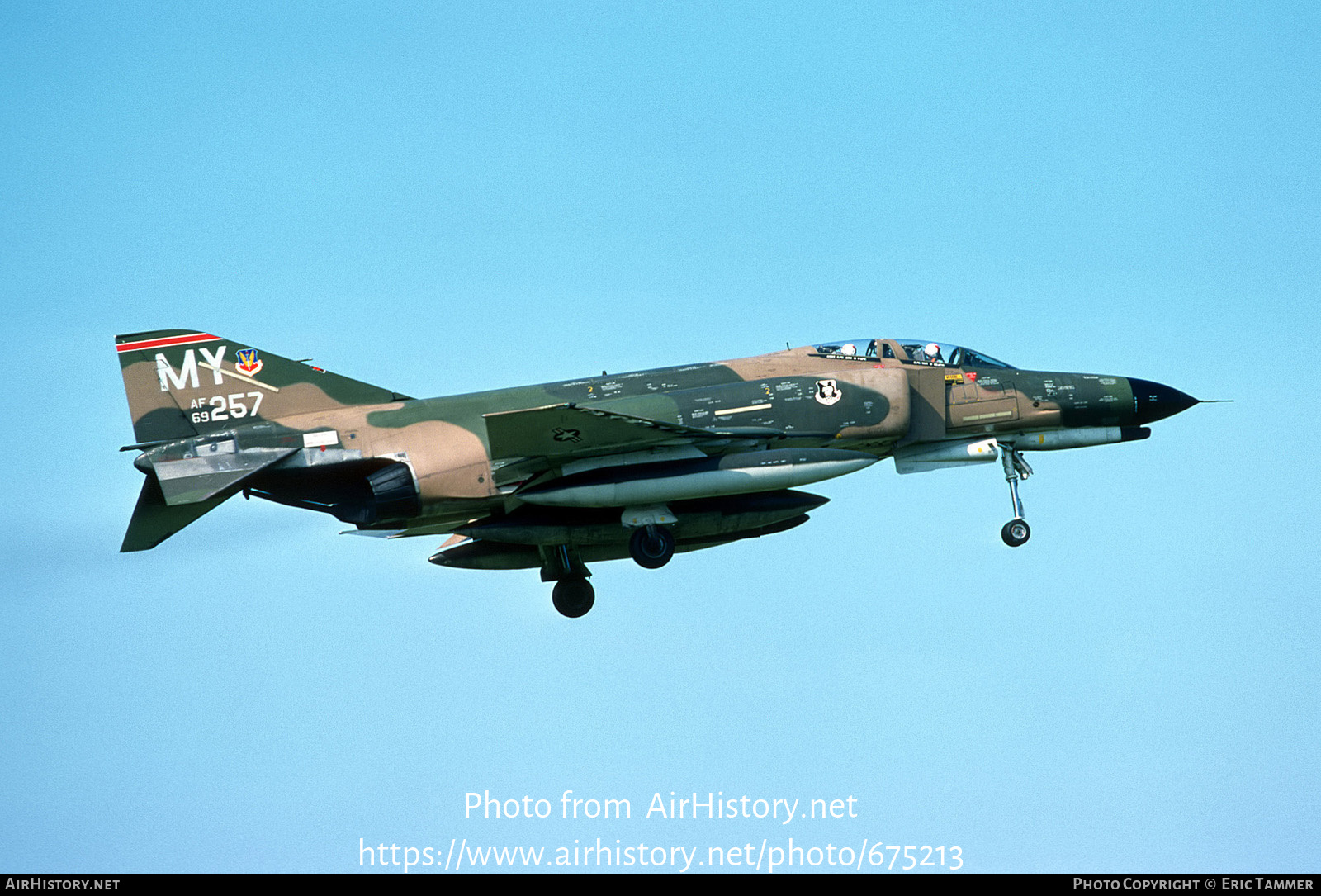 Aircraft Photo of 69-7257 / AF69-257 | McDonnell Douglas F-4E Phantom II | USA - Air Force | AirHistory.net #675213